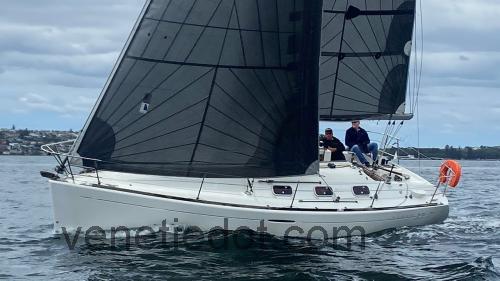 Beneteau First 33.7 Tekniset tiedot ja arvostelut